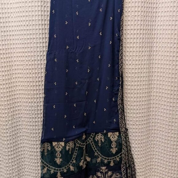 Salwar Kameez in Deep Teal - Picture 7 of 8